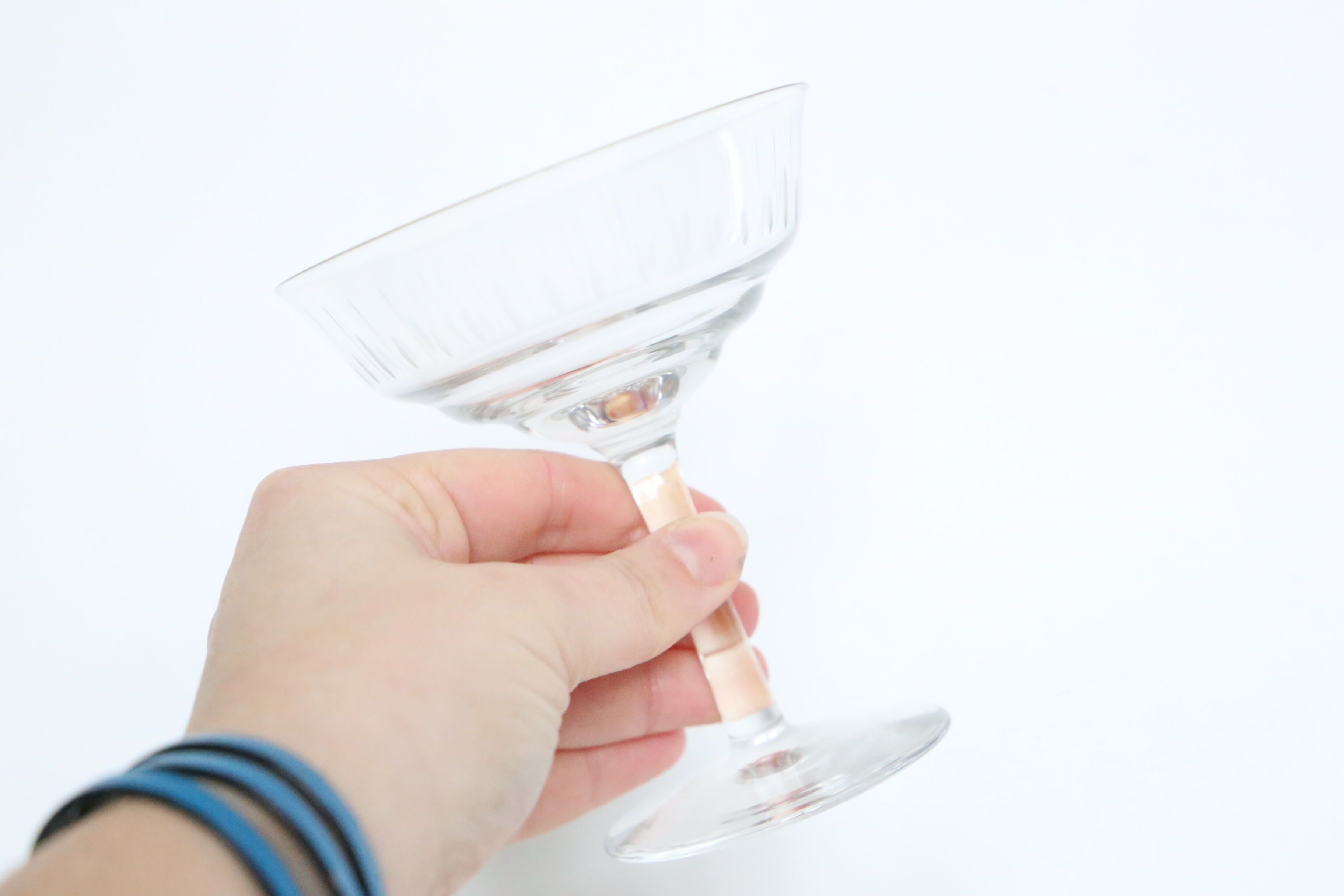 Ensemble de 6 coupes à champagne en cristal gravé