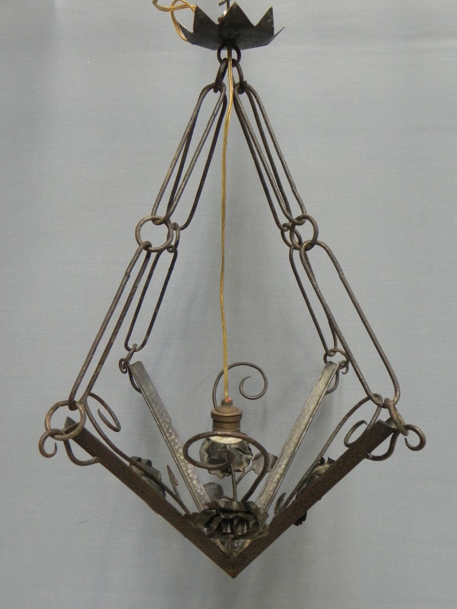 Art deco hanging lamp with 4 cloudy glass plates