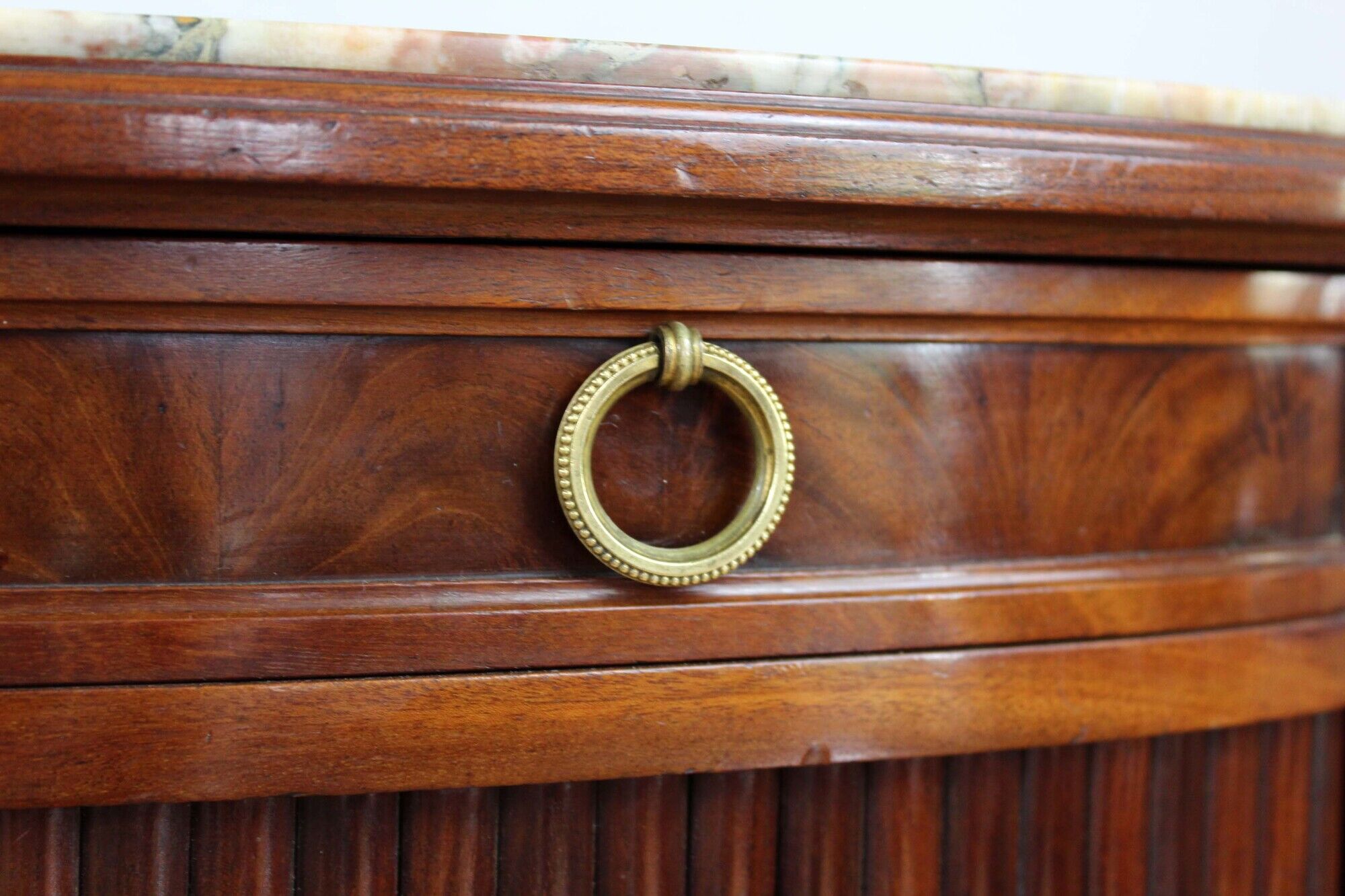 Furniture style Louis XVI mahogany of the 1920s.