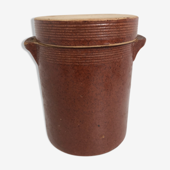Sandstone pot with 2 handles and its vintage lid