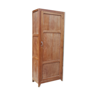 Parisian bonnetière cabinet