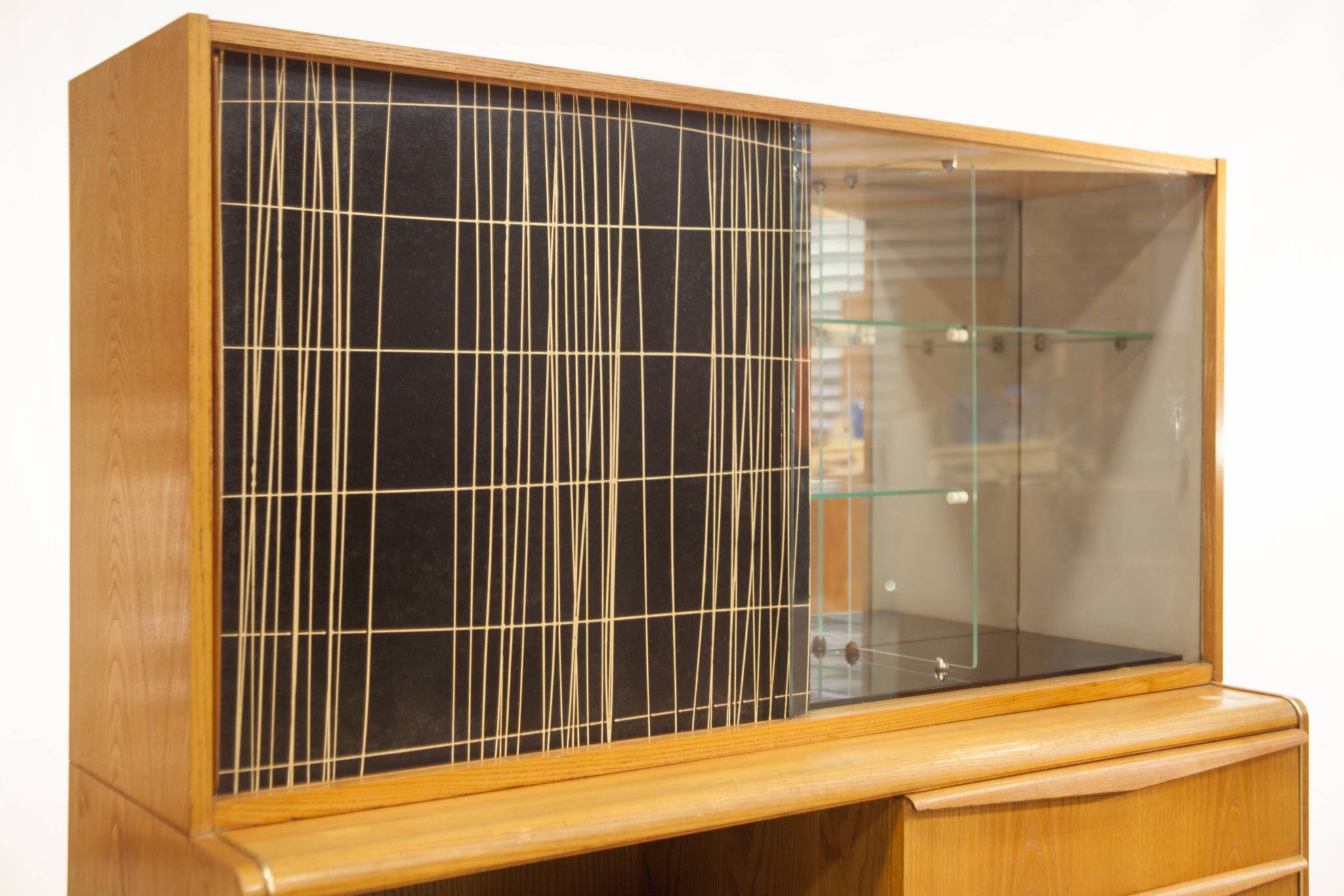 Buffet U 372 / 386 by Bohumil Landsman and Hubert Nepozitek For Jitona Sobeslav
