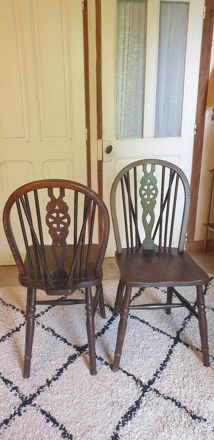 Pair of Windsor chairs