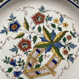 Sarreguemines plate with Montmorency decor