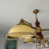 Lustre vintage en laiton et verre opalin avec bras réglables
