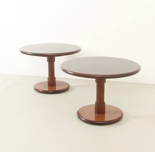 Pair of side tables by Federico Correa and Alfonso Milá, 1961