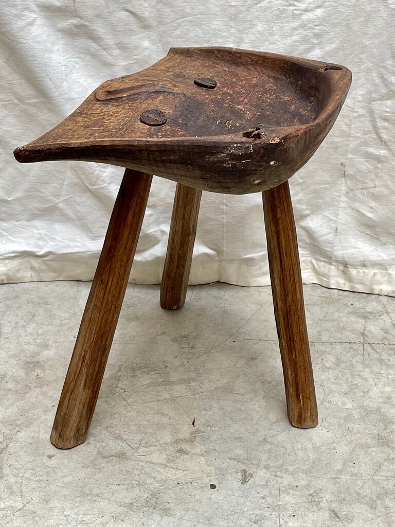 Tabouret art populaire brut