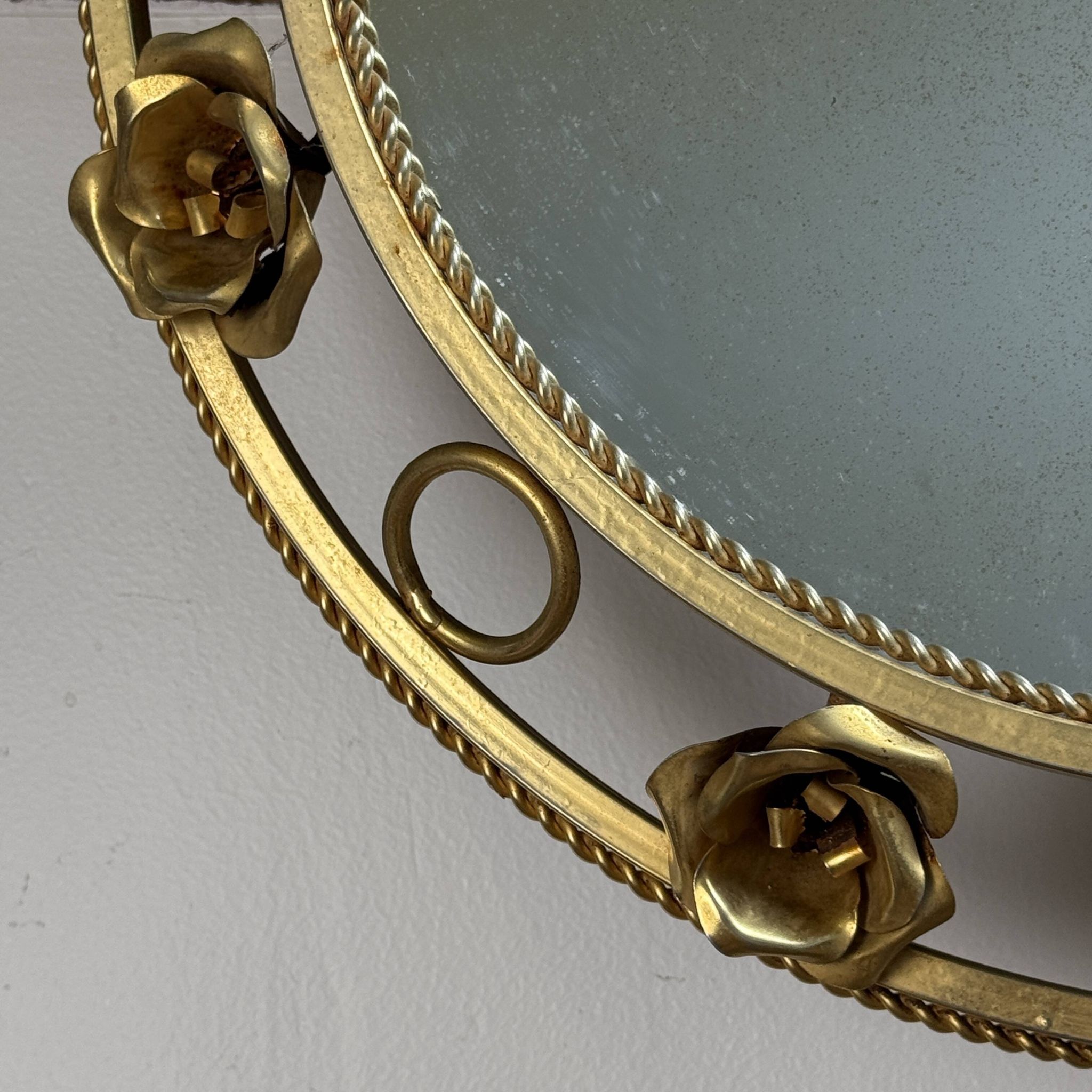 Round sun mirror from the 1960s Italy.