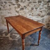 Antique dining table in French cherry wood 1900–1920 – Provincial farmhouse table
