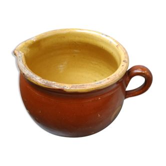 Terracotta pot