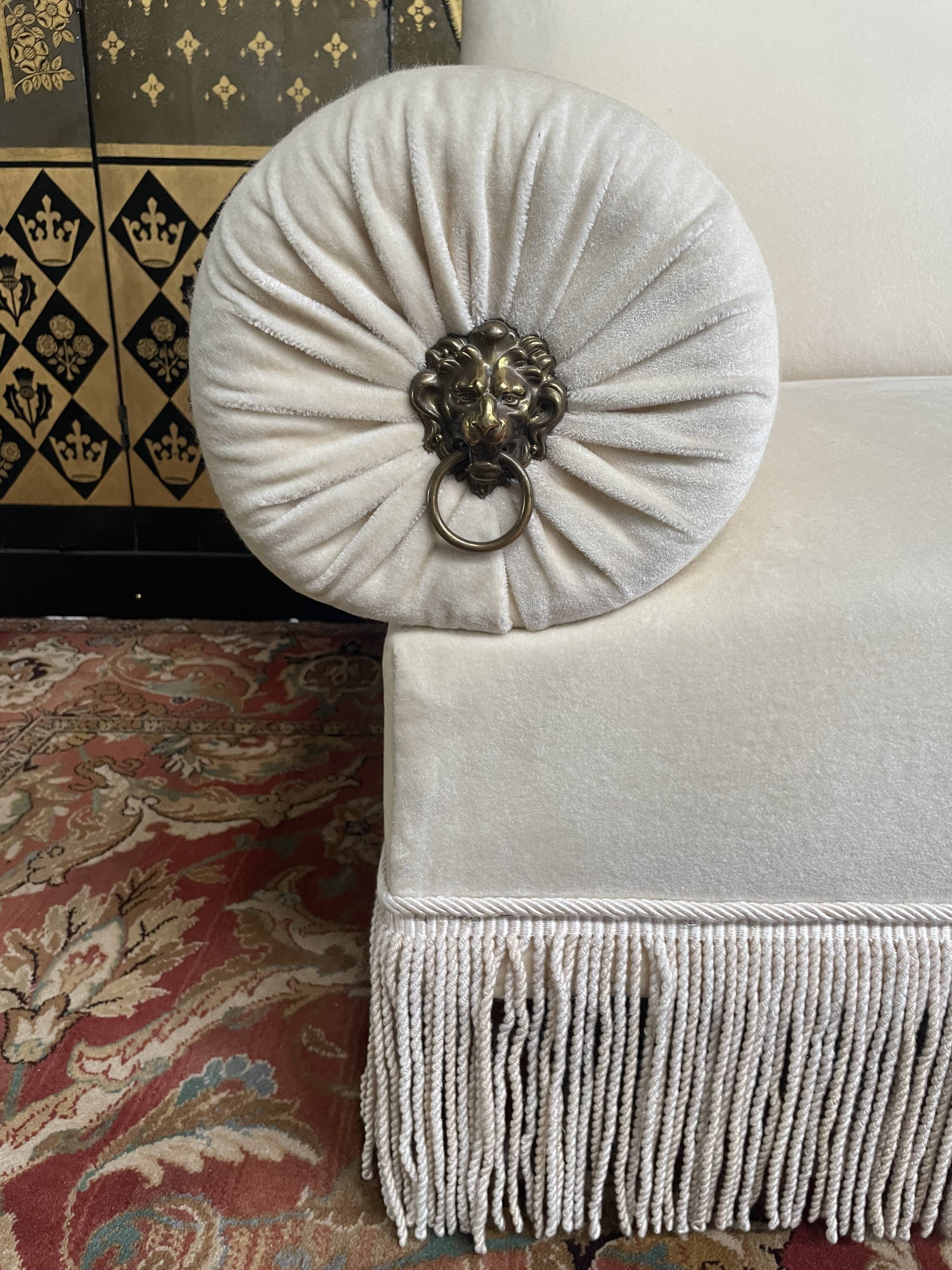 Empire velvet beige style sofa