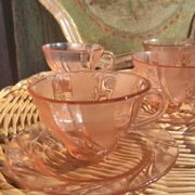 Vintage vereco pink cups France six-serve