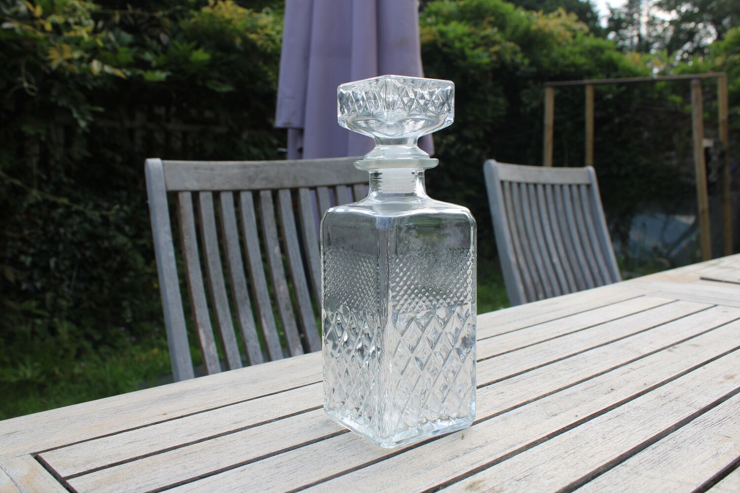 Glass decanter