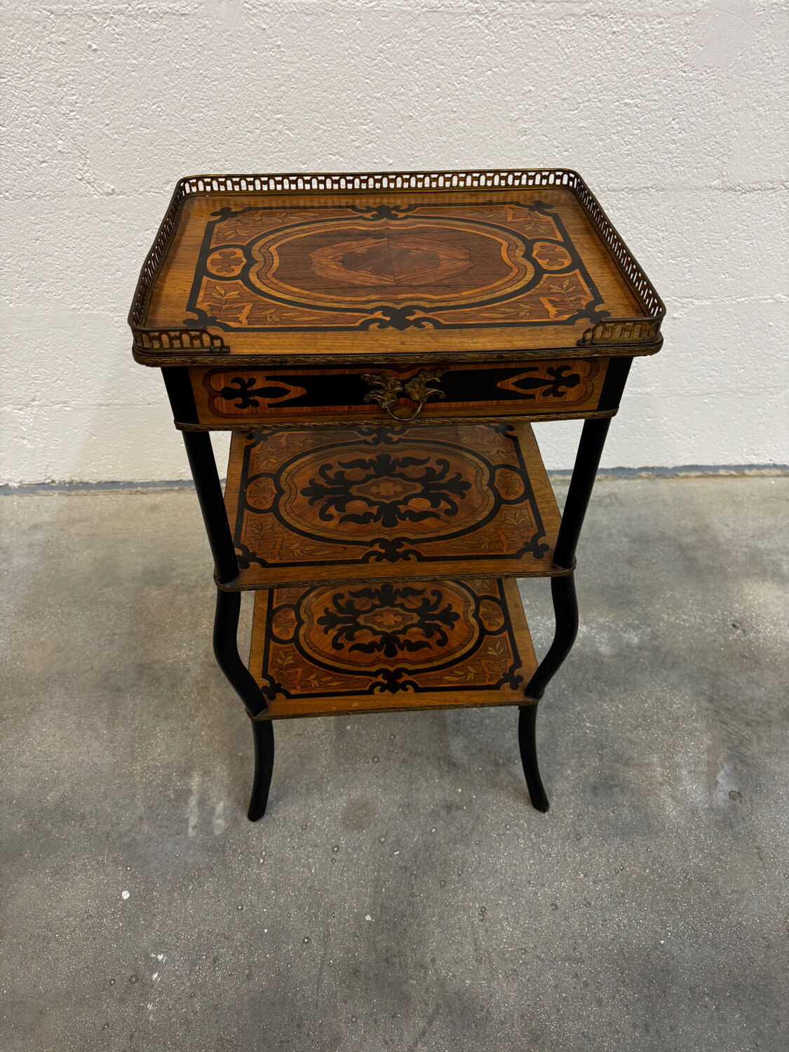 Napoleon III side table in marquetry and gilding