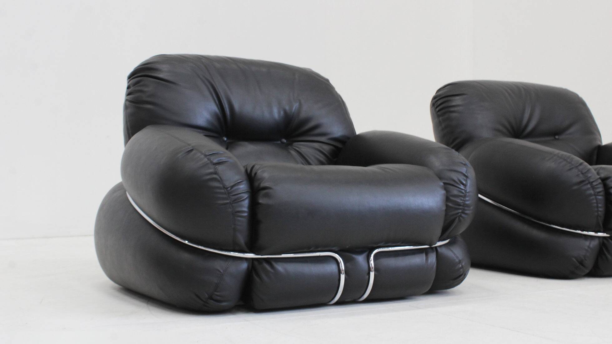 Vintage Okay armchairs by Adriano Piazzesi black leather 1970s, set of 2