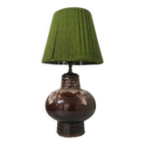 Fat lava table lamp