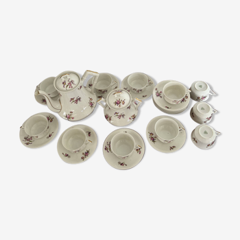 Service à thé « fleurs » en porcelaine de Limoges