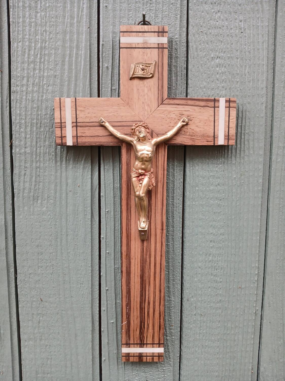 2 ancient crucifixes