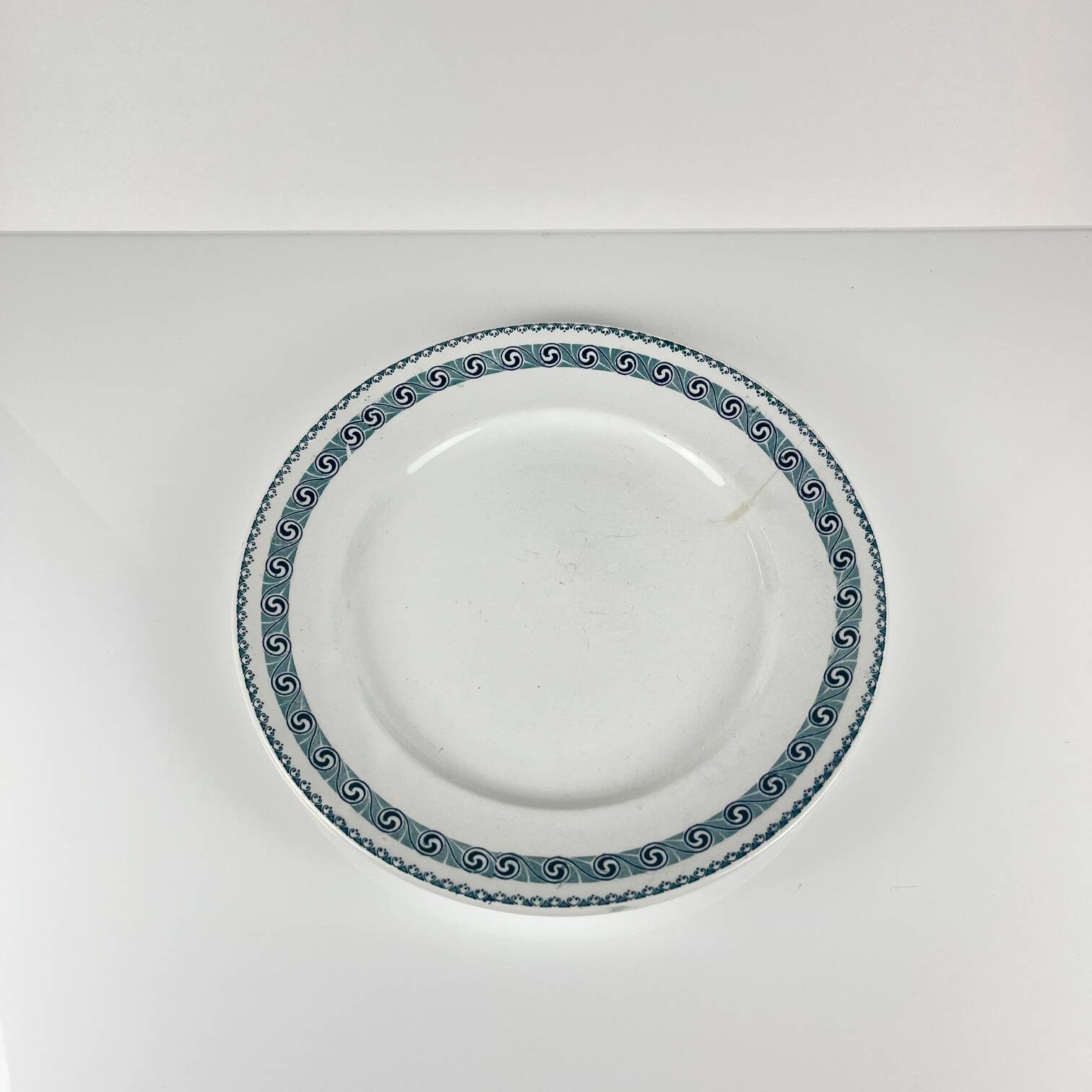 Large round dish "Rachel" Moulins des loups & Hamage, iron earth, 20th century