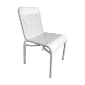 chaise de jardin en résine