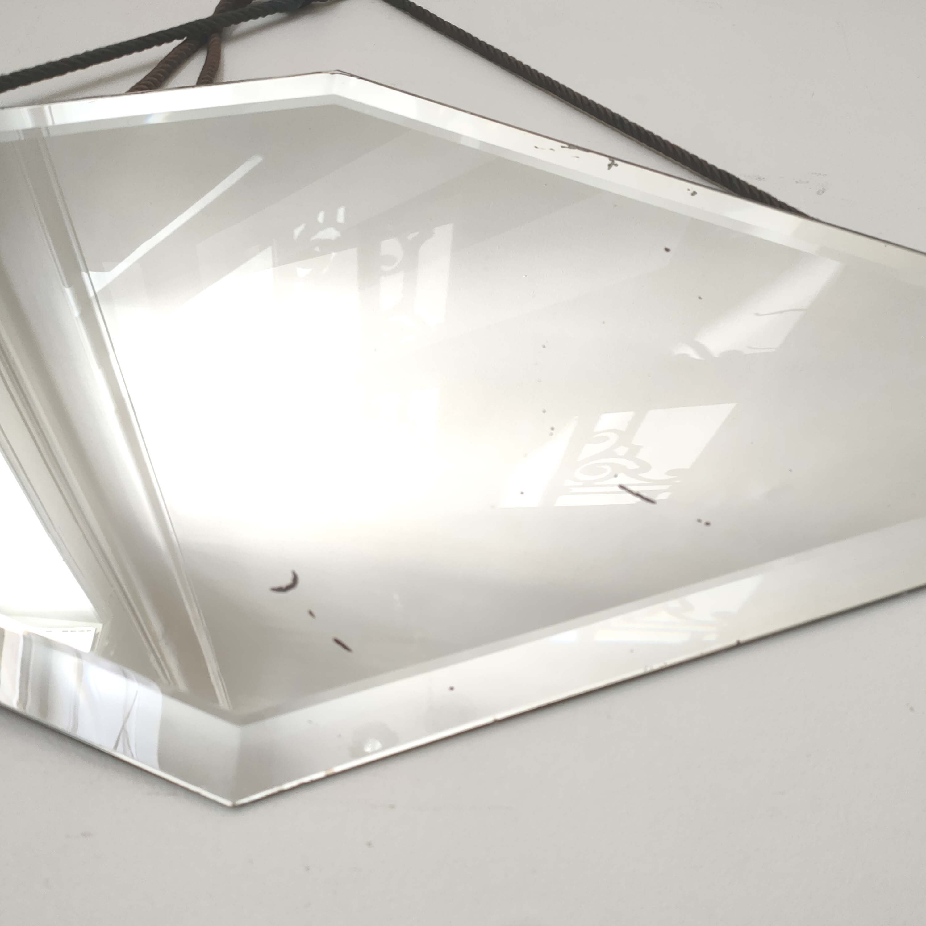 Beveled mirror diamond art deco