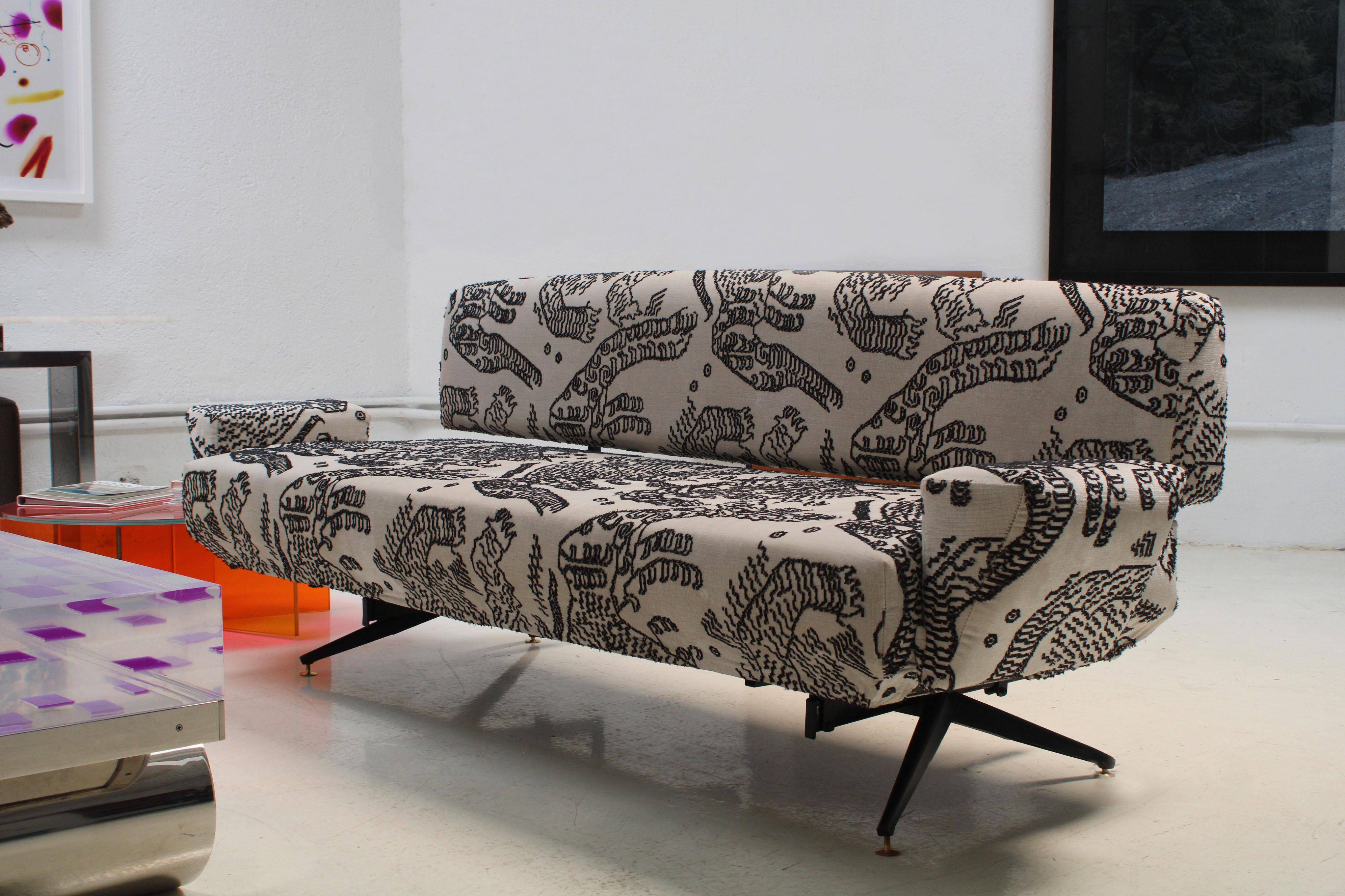 Italian Sofa Upholstered With Blanck and White Dedar fabrik , 1950s