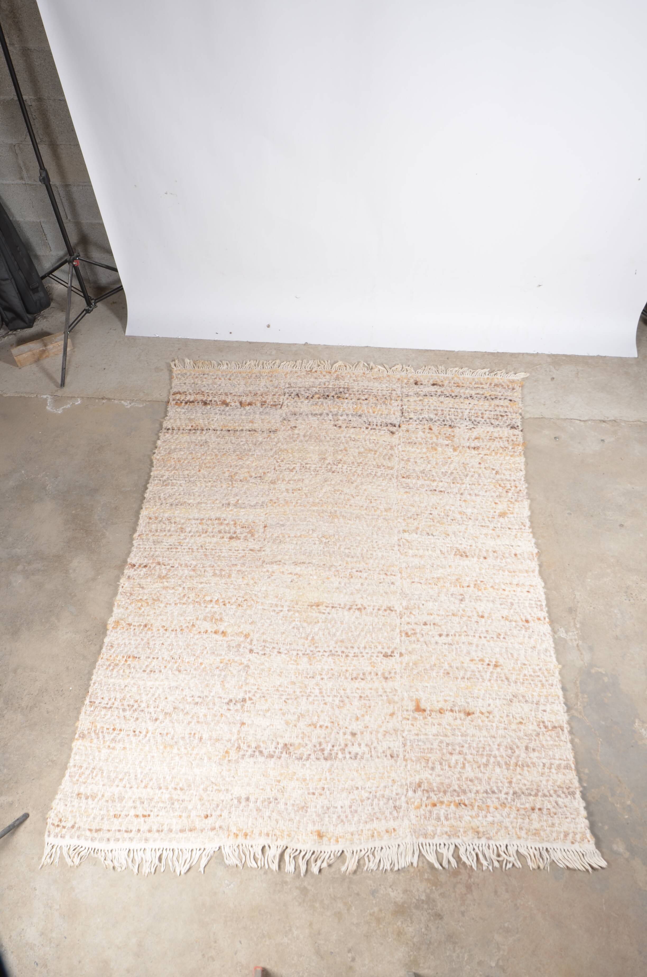 Vintage beige wool rug