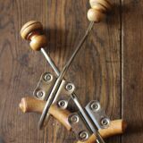 Pair butterfly hooks locust ball wood