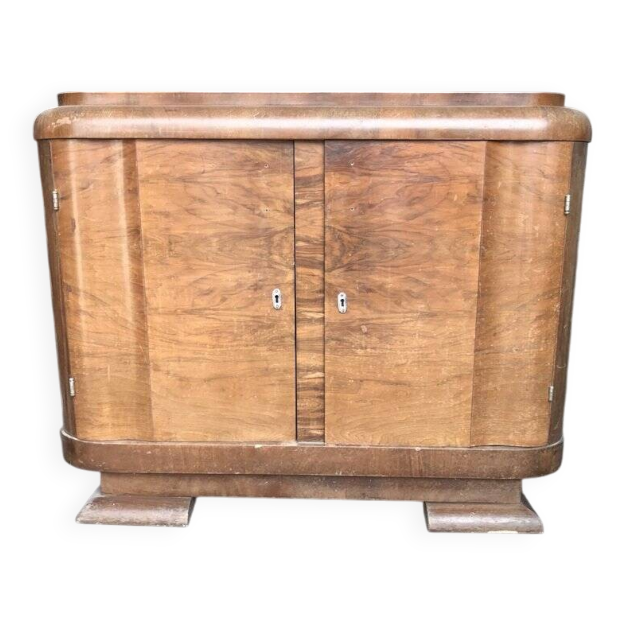 Hungarian Art Deco commode in brown wood with symmetrical veneer, 1940s.