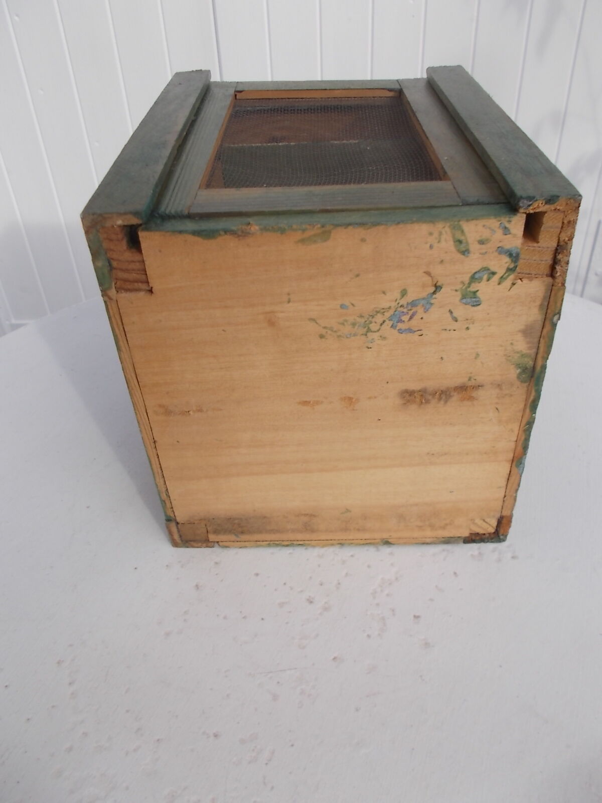 Table pantry