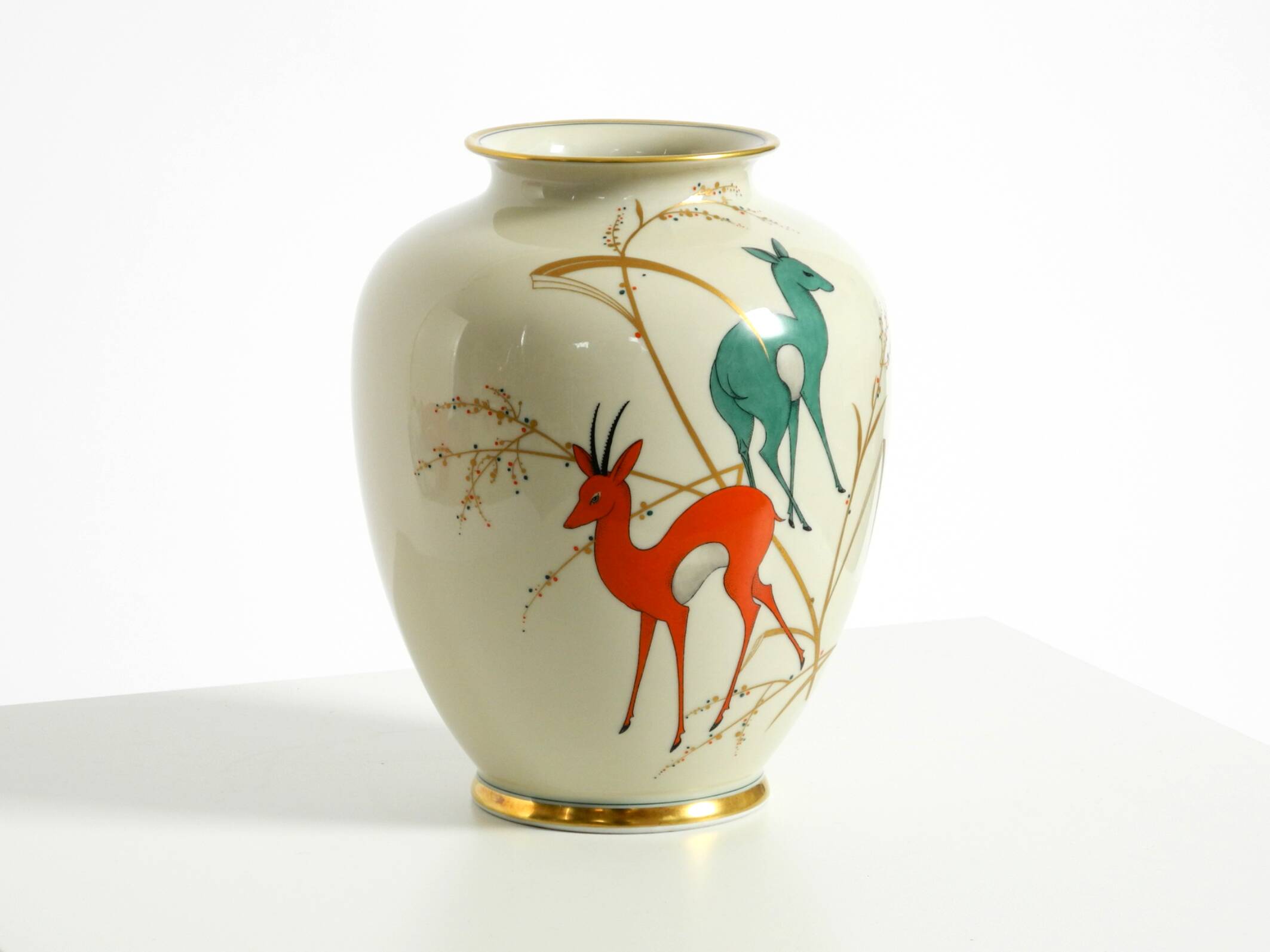 40s porcelain vase with handpainted wildlife motifs from PMR Bavaria Jaeger