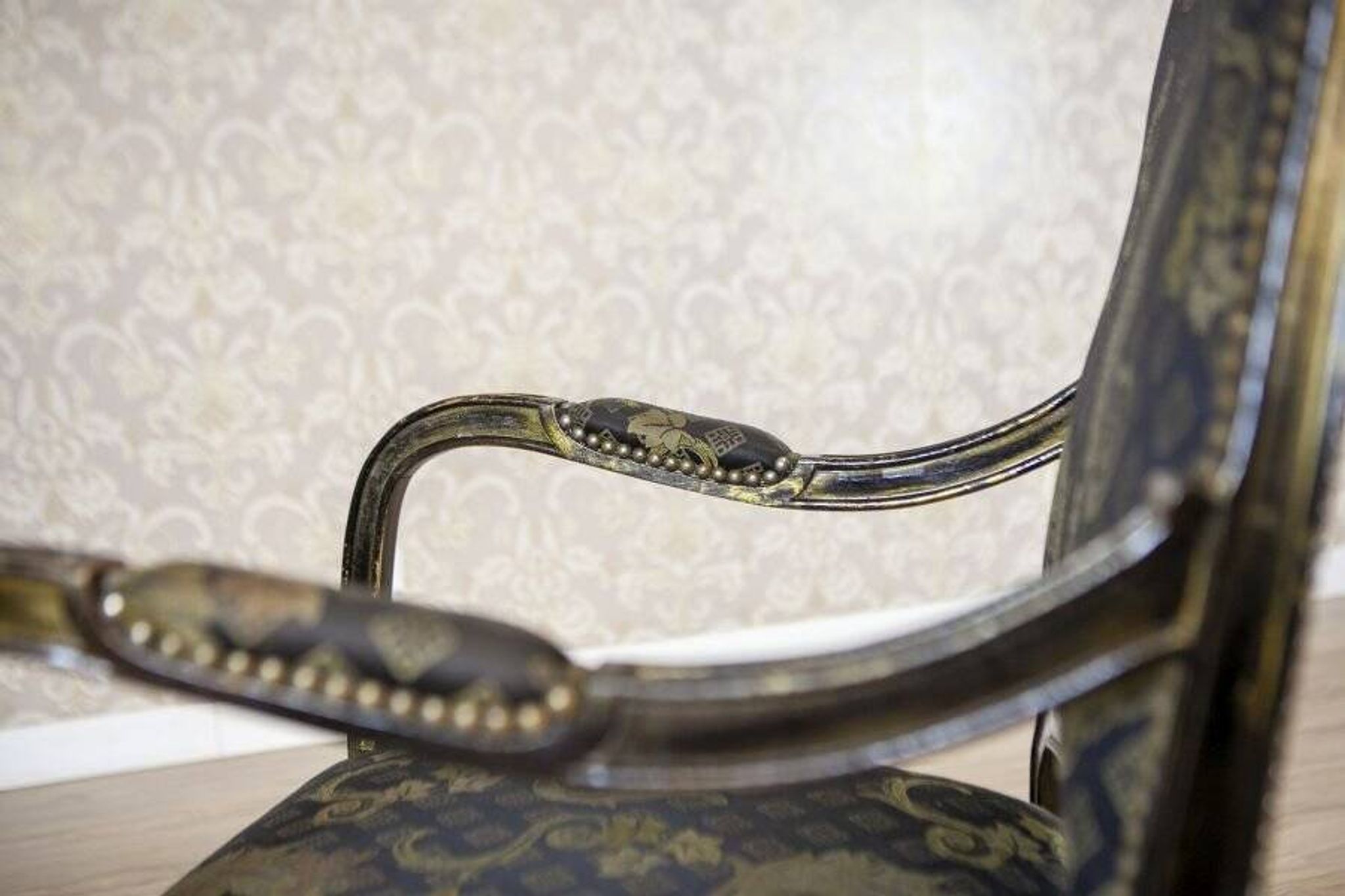 Fauteuil en chêne Art Nouveau du 20e siècle