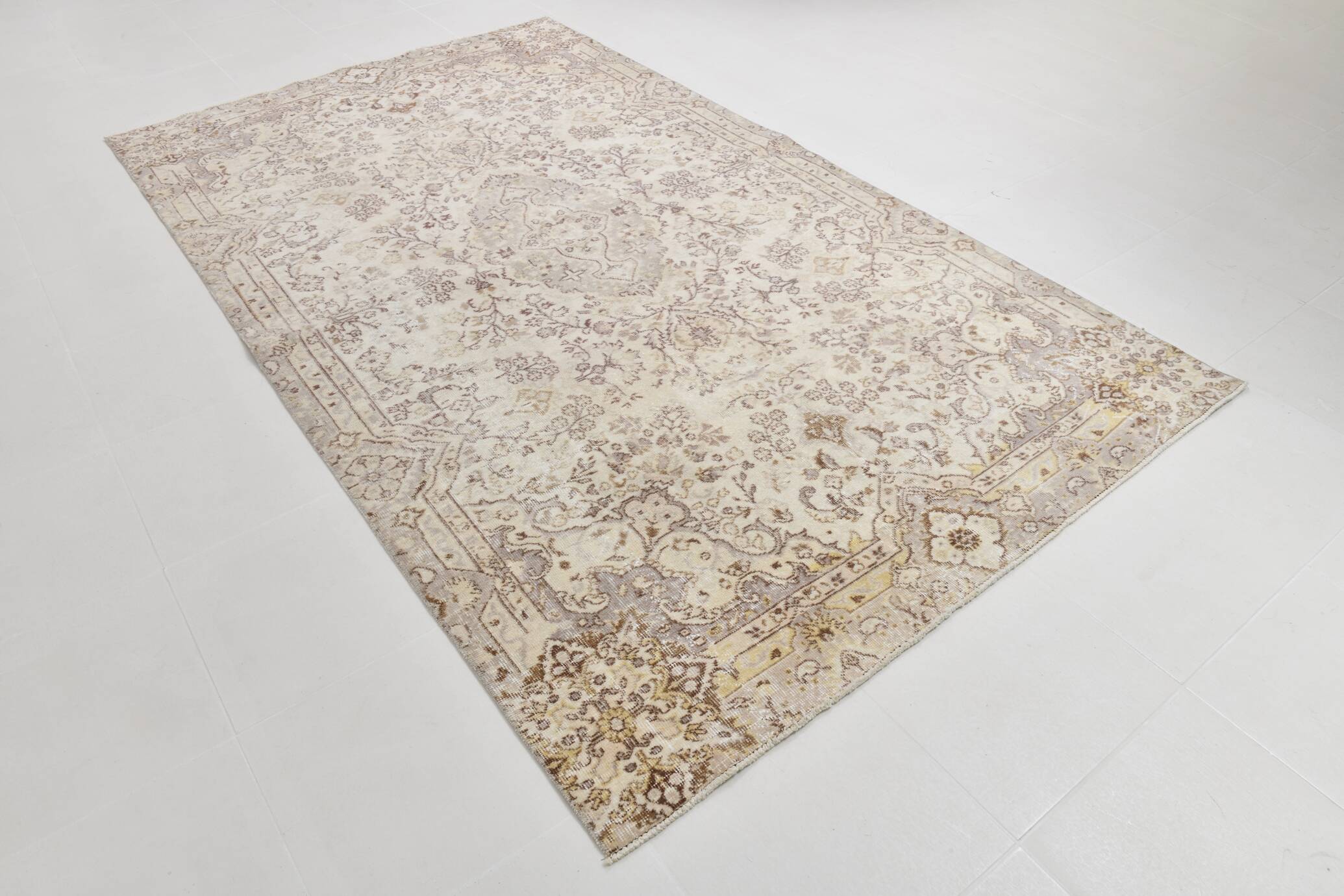 5x9 Vintage Brown Cream Classic Turkish Rug, 165x284Cm