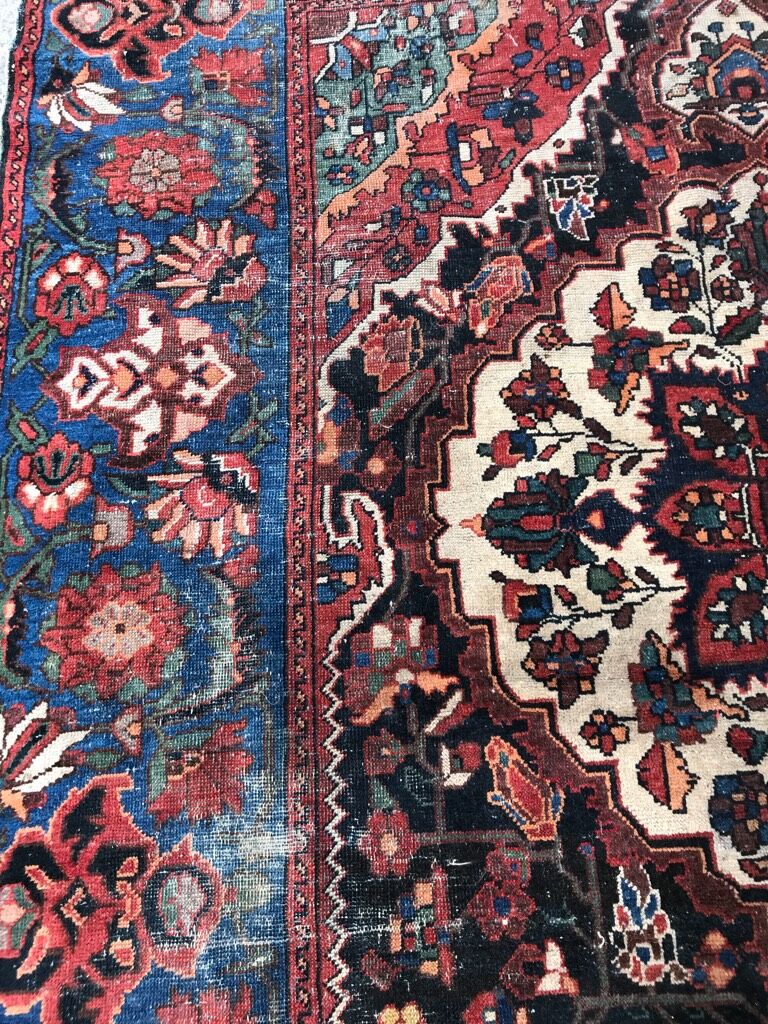 Carpet old persian bakhtiar made hand 176 x 300 cm