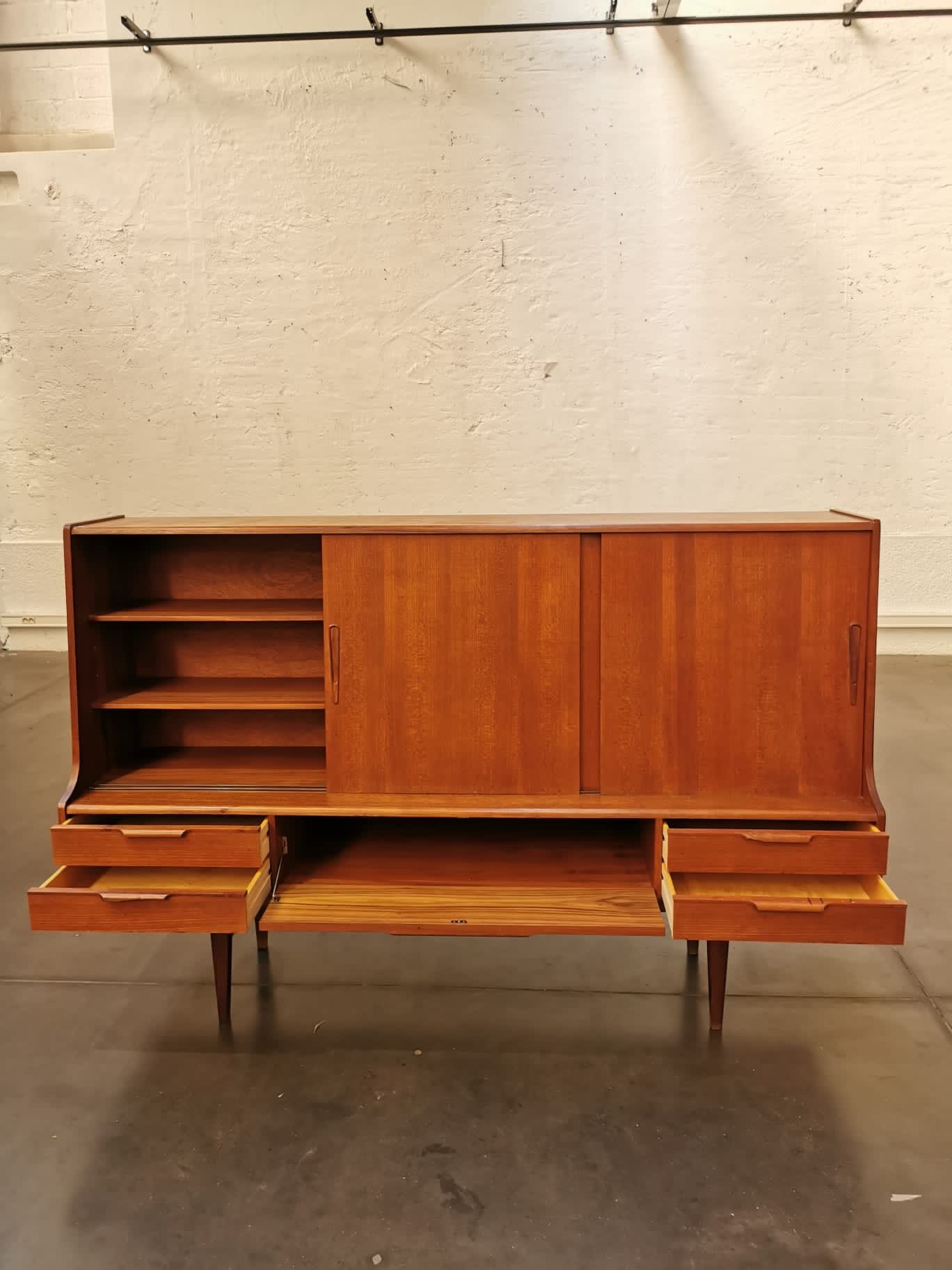 Danish High Row