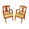 Paire de fauteuils sculptés