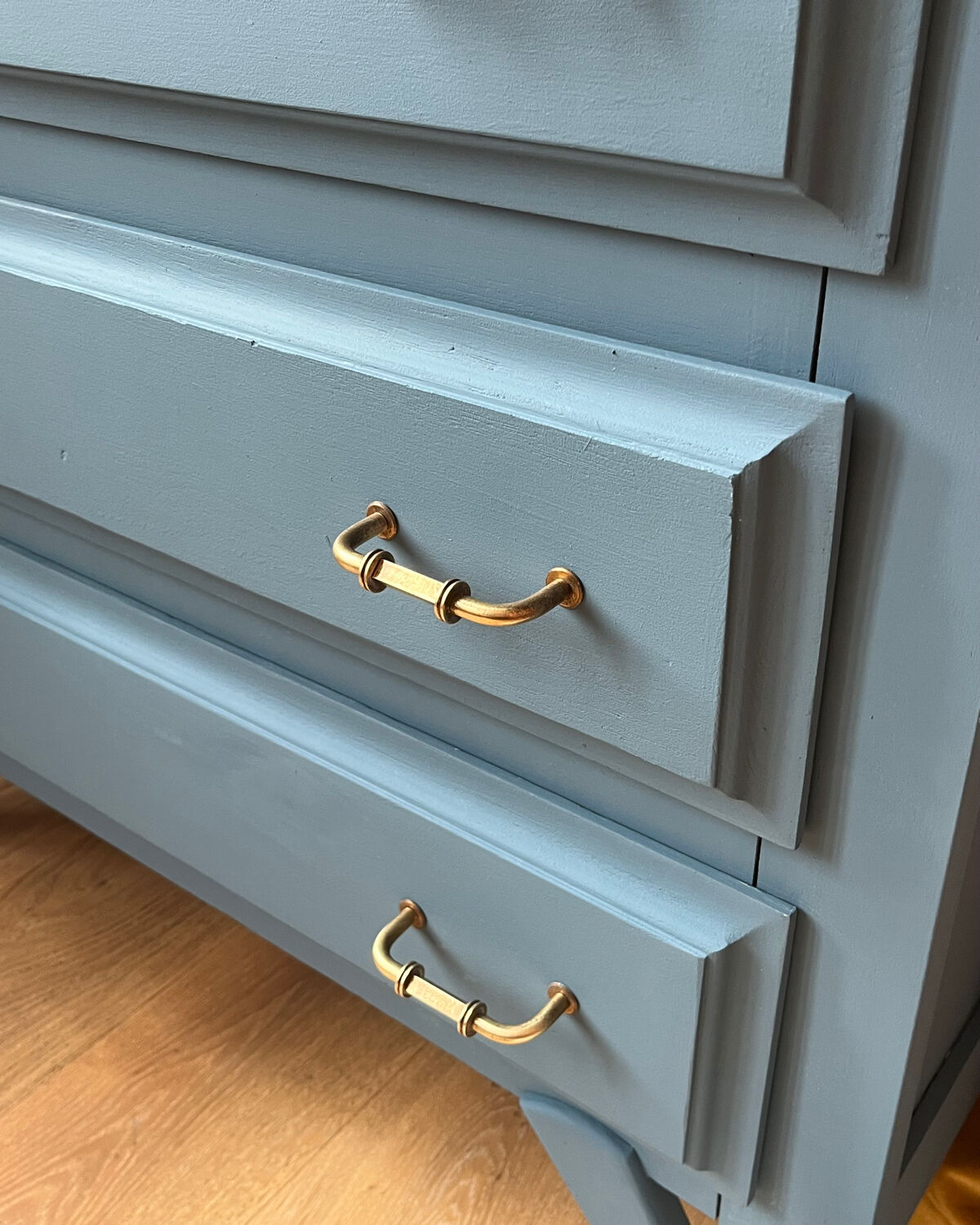 Renovated vintage chest of drawers