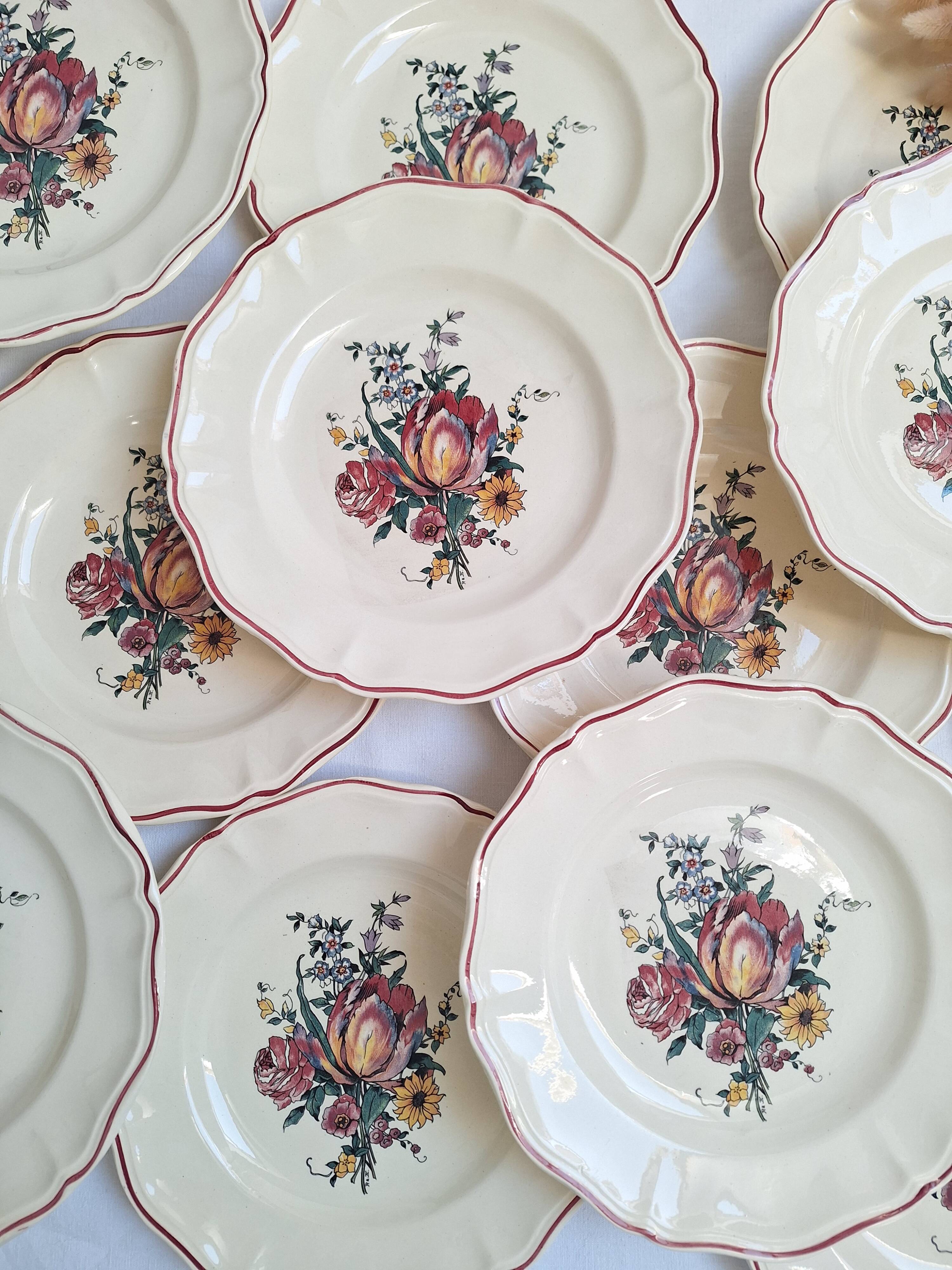 Flat plates Digoin Sarreguemines Model Loraine
