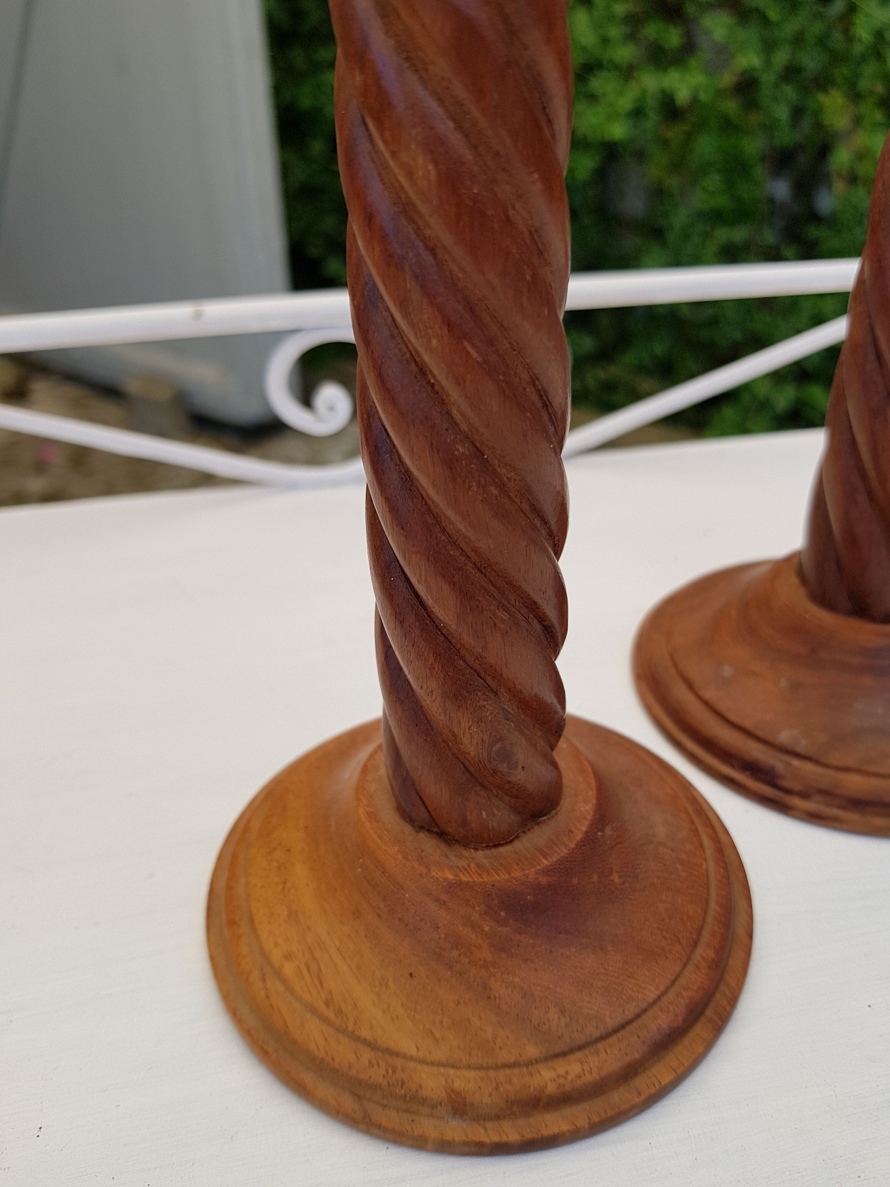 Duo de bougeoirs en bois