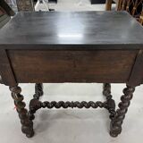 Table d'appoint à pieds torsadés