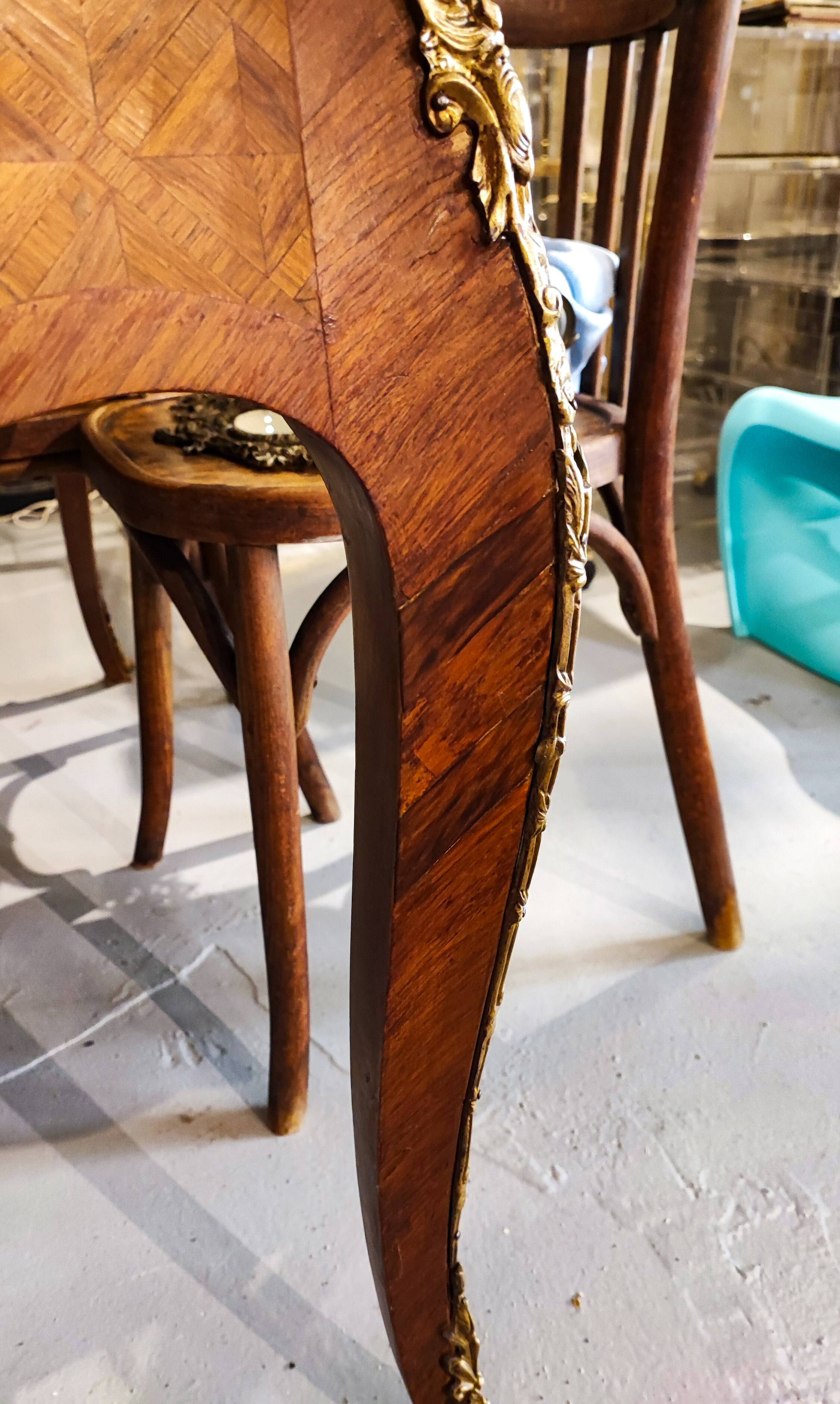 Louis XV flat desk marquetry and leather