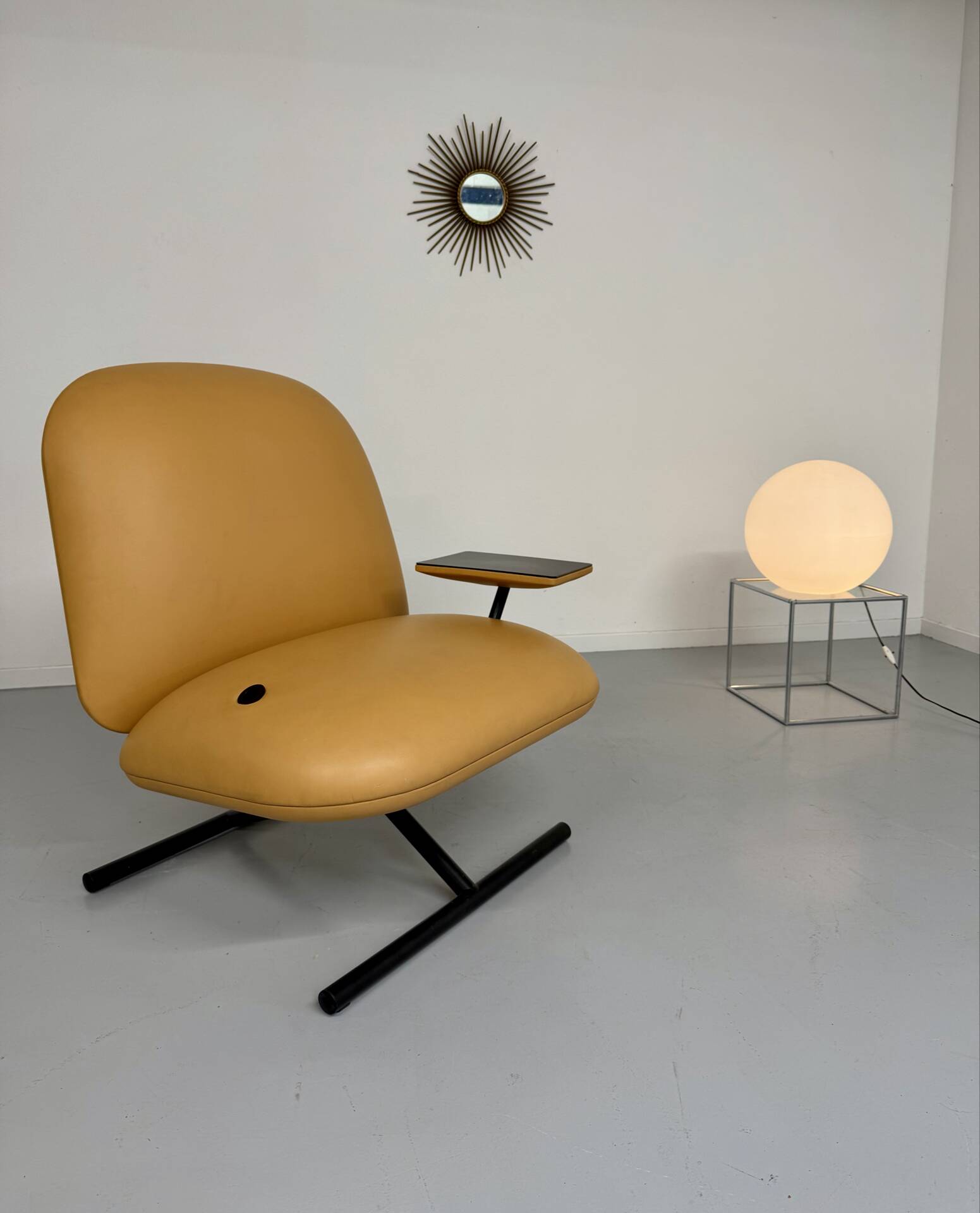 Touch armchair design by Jean Nouvel Poltrona Frau – circa 2000 vintage