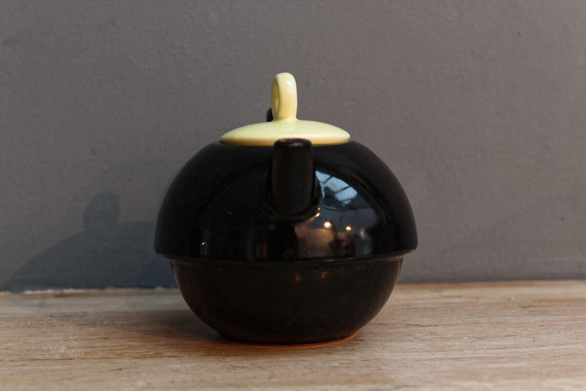 Ceramic teapot 1950