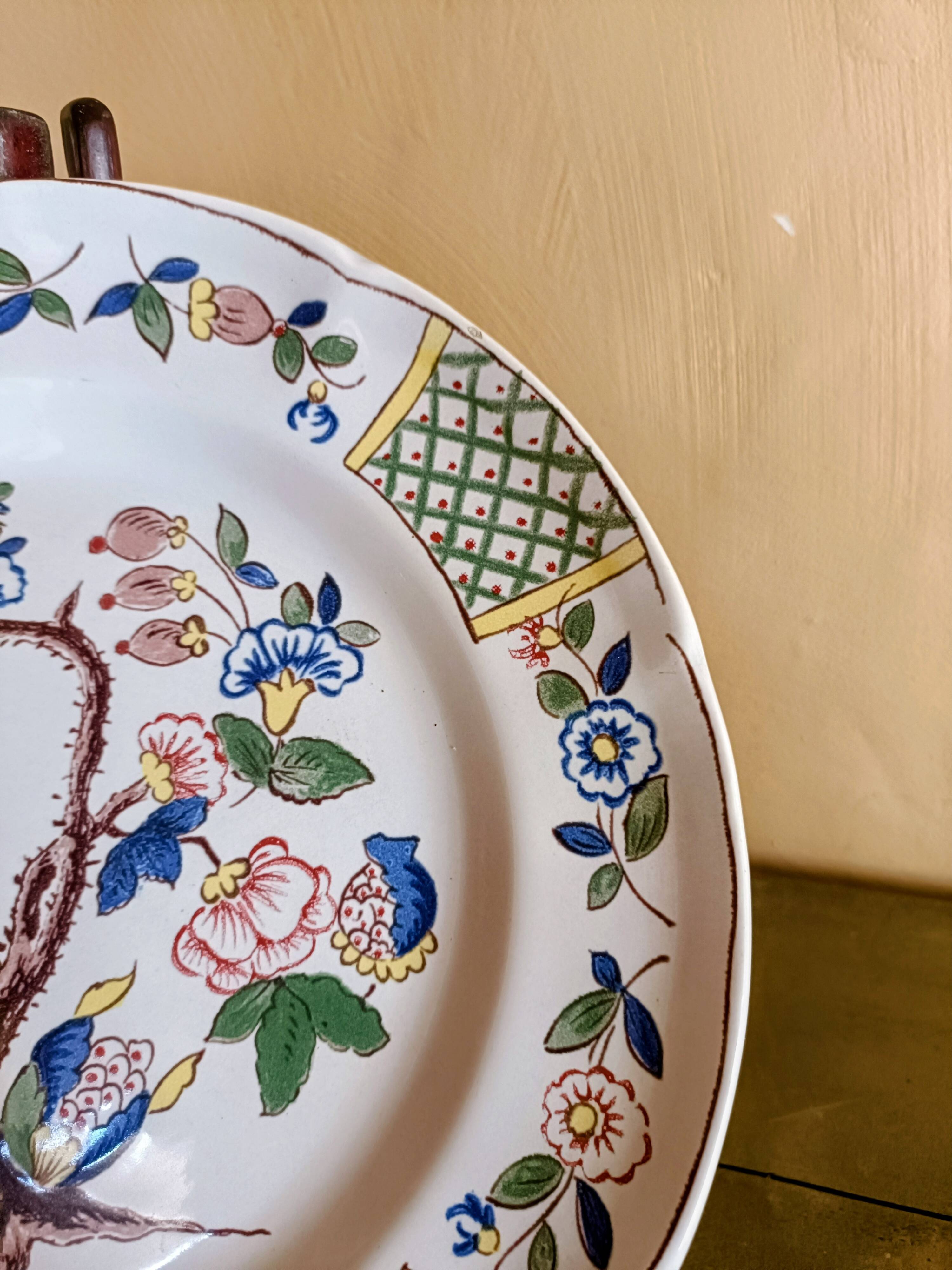 Assiette St Clément l'arbre fleuri