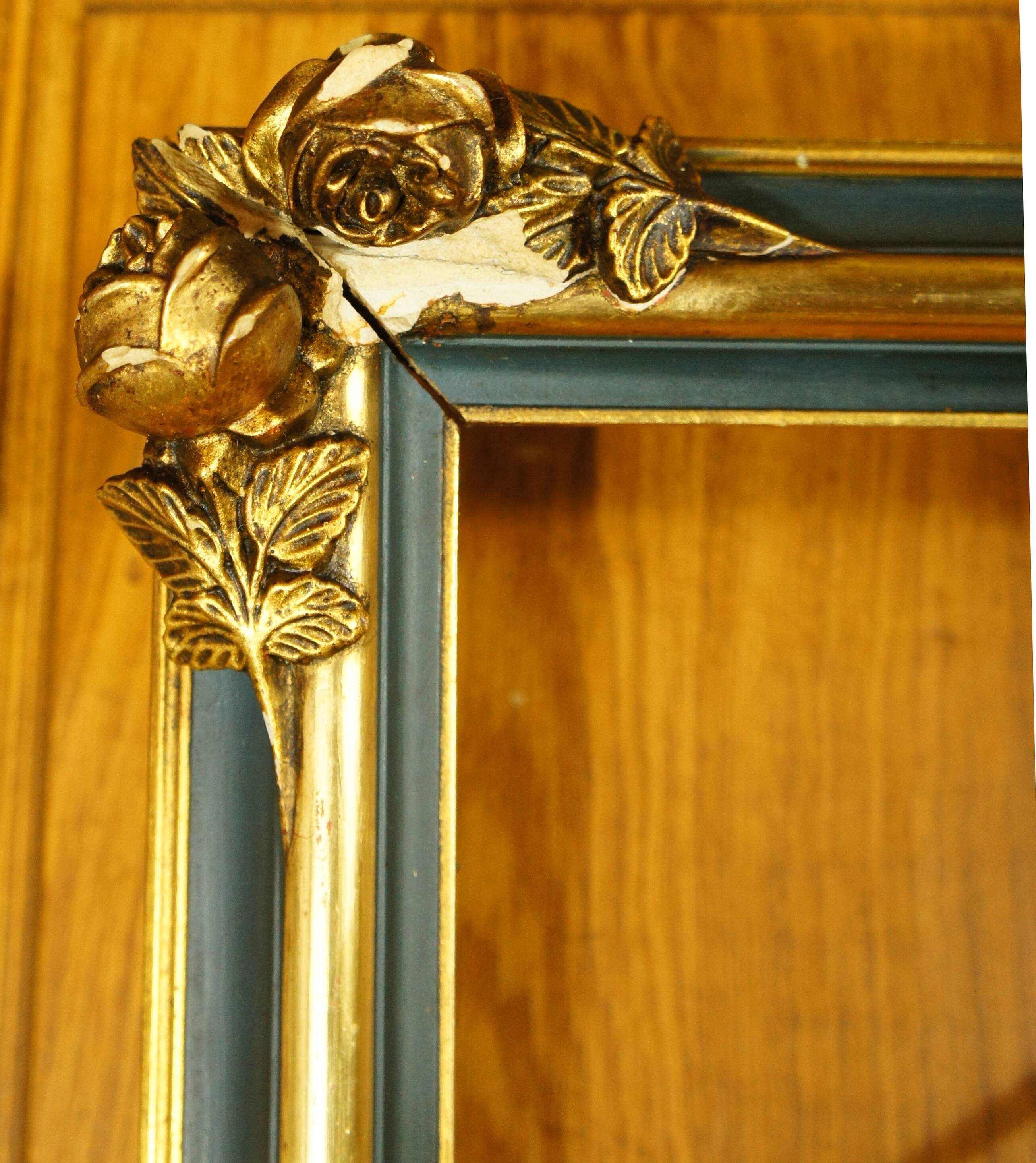Cadre à décor de roses XIXème vert anglais & feuille d'or.
