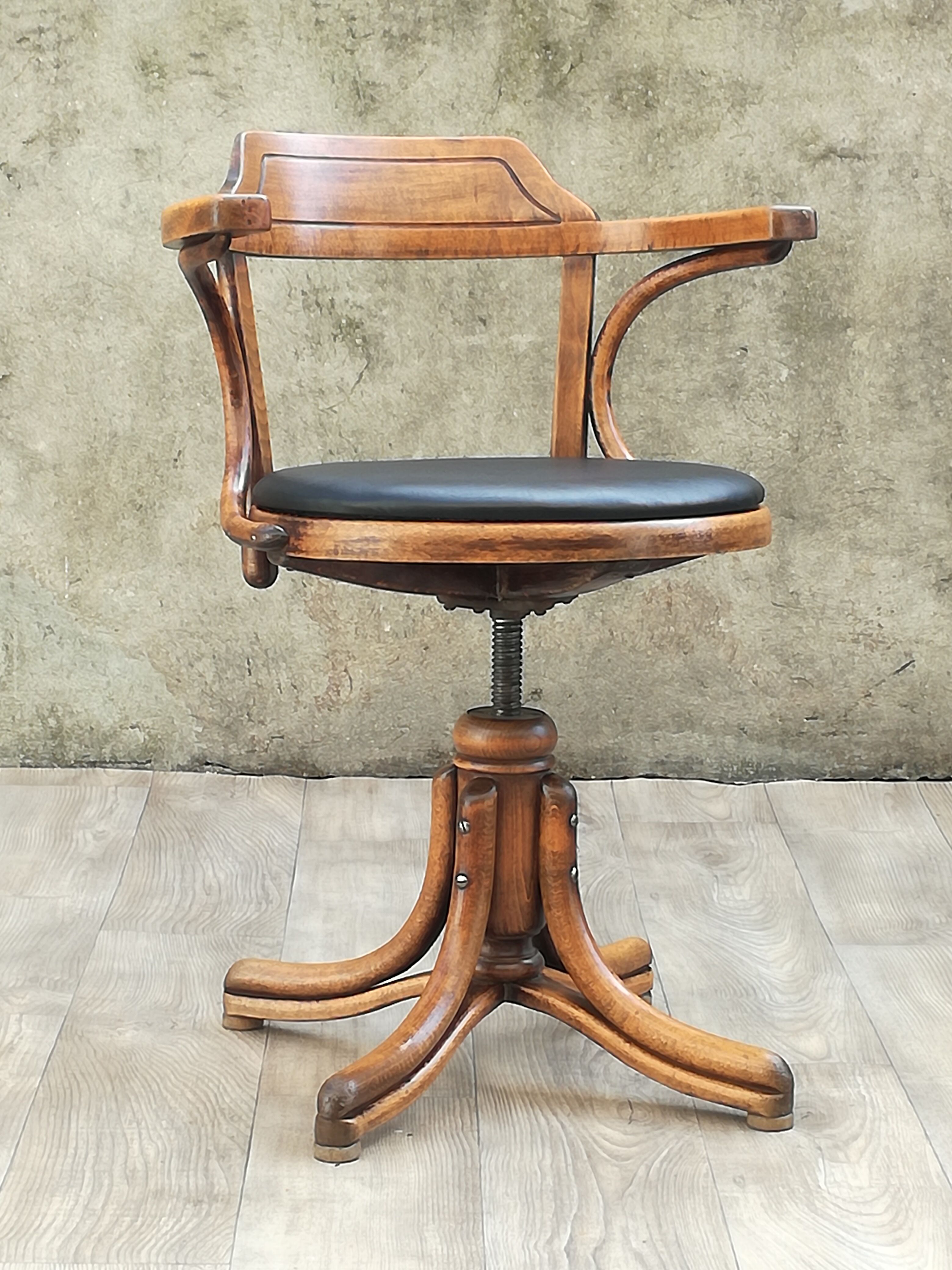 Thonet armchair