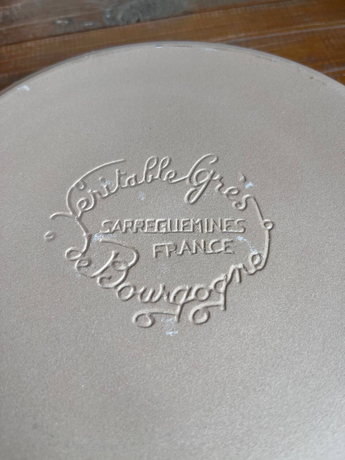 6 assiettes plates en grès