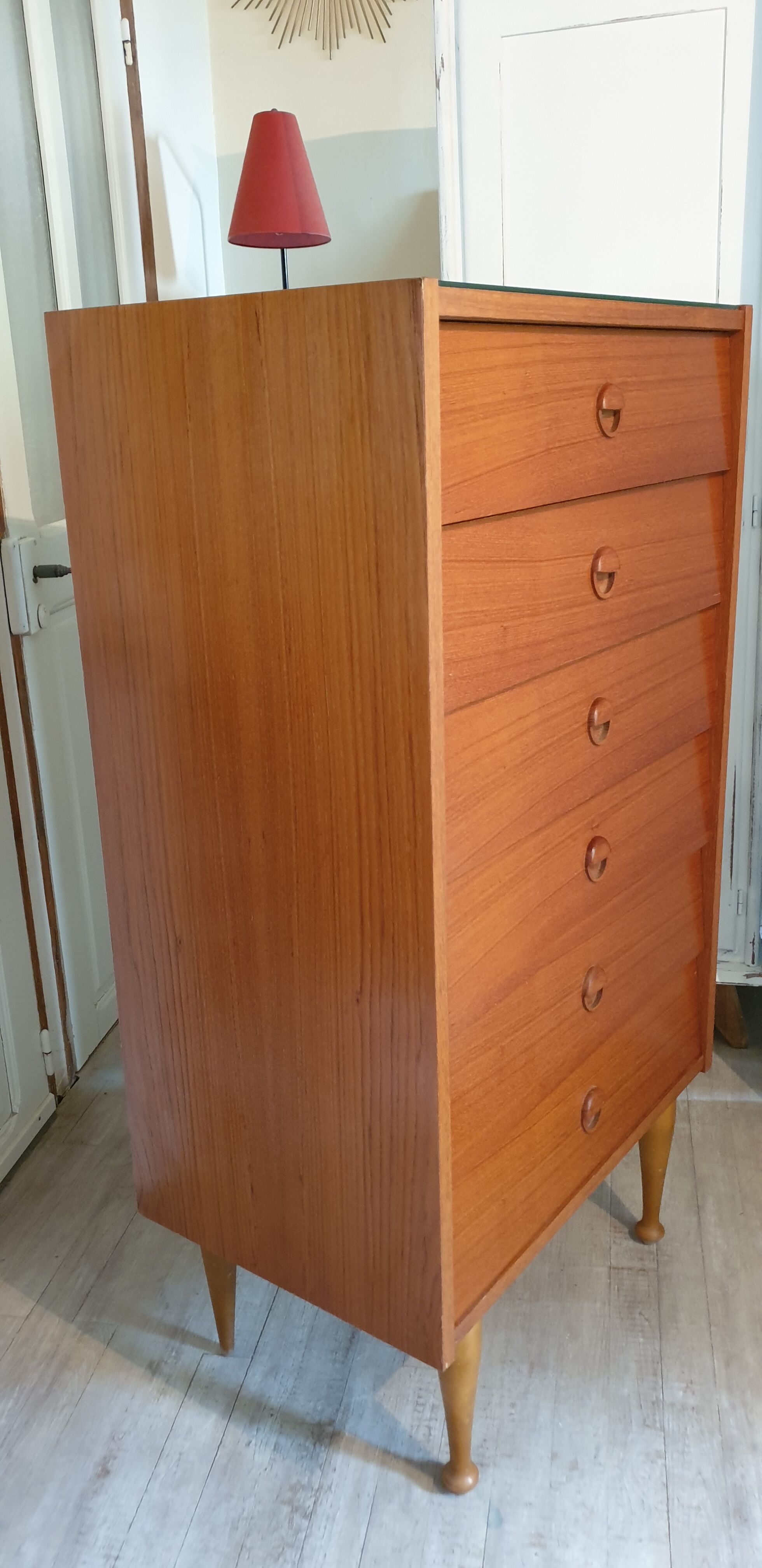Scandinavian chest of drawers