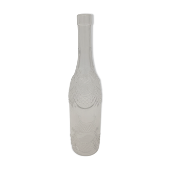 Molded glass bottle