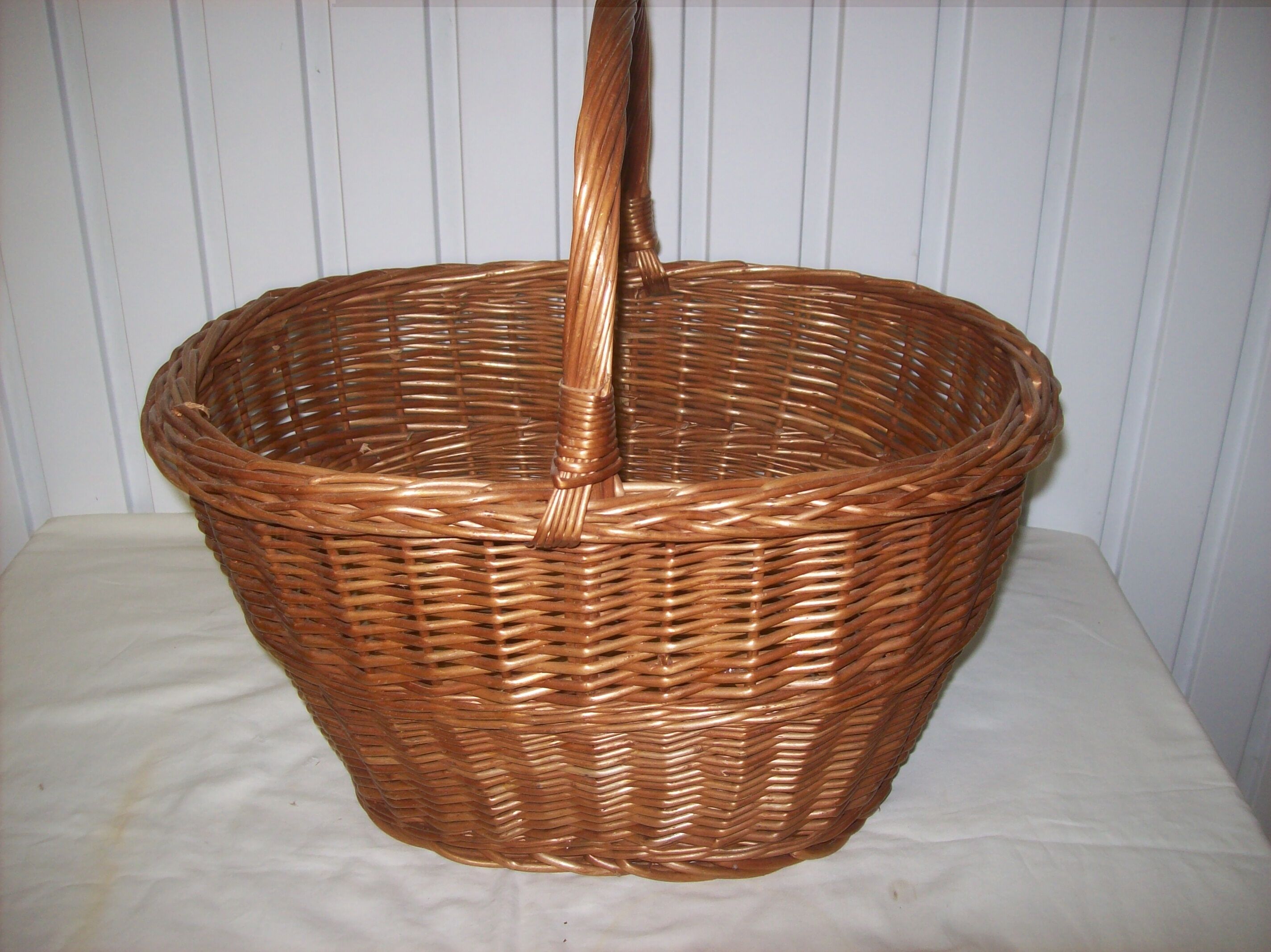 Wicker basket